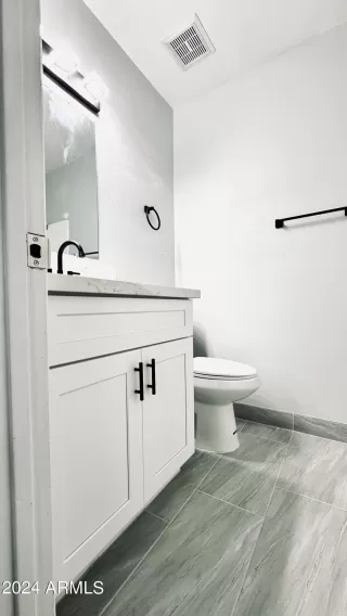 Photo #6: 6663620 Listing 