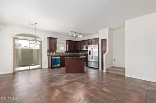 Photo #1: 6663650 Listing