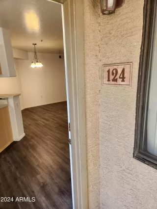 Photo #3: 6663664 Listing