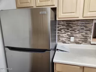 Photo #6: 6663664 Listing