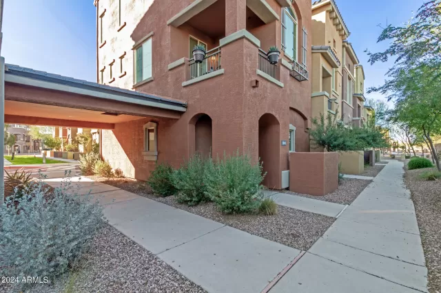 MLS: 6663716 Condo For Sale