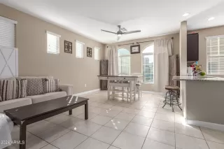 Photo #3: 6663716 Listing 