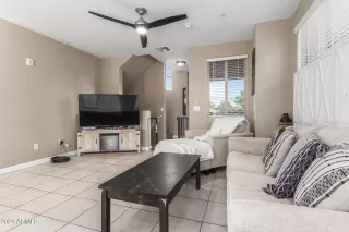 Photo #4: 6663716 Listing 