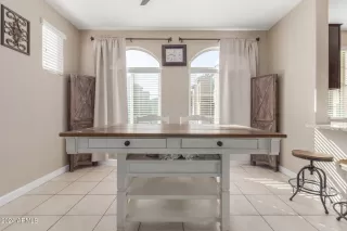 Photo #6: 6663716 Listing 