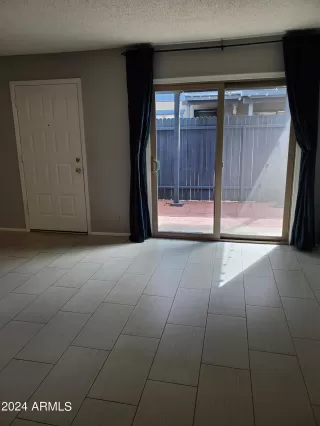 Photo #4: 6664020 Listing 