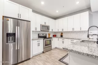 Photo #6: 6664046 Listing 