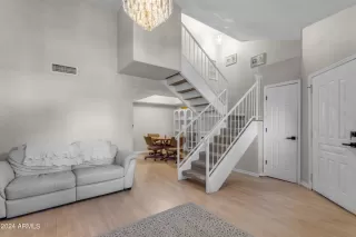 Photo #4: 6664129 Listing 