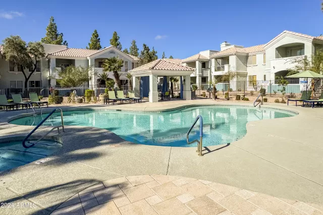 MLS: 6664155 Condo For Sale