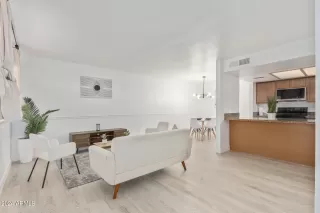 Photo #1: 6664225 Listing