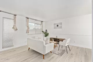 Photo #2: 6664225 Listing