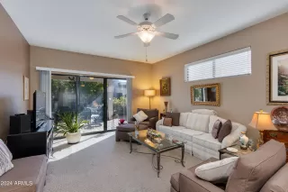 Photo #2: 6664268 Listing