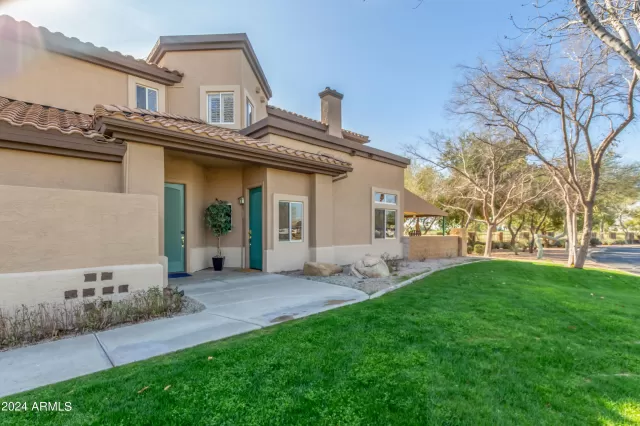 MLS: 6664476 Condo For Sale