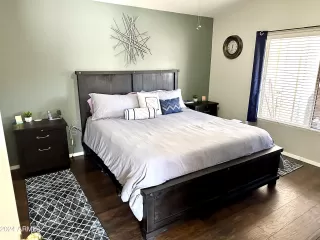 Photo #5: 6664624 Listing