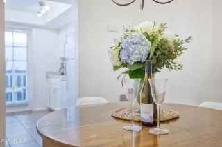 Photo #2: 6664688 Listing