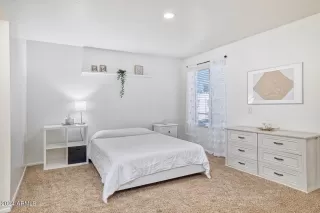 Photo #4: 6664688 Listing