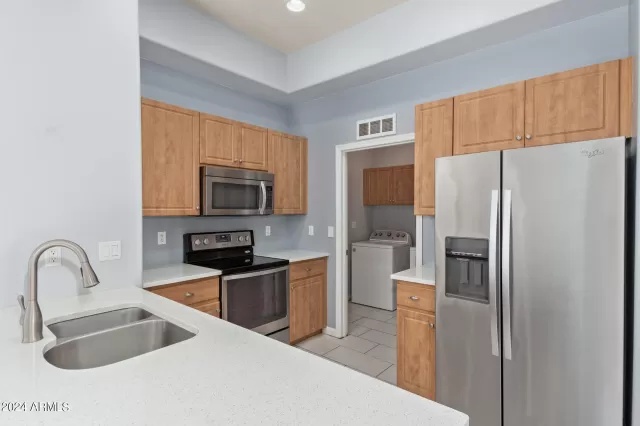 MLS: 6664722 Condo For Sale