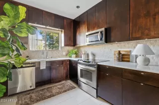 Photo #1: 6664776 Listing