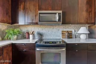 Photo #2: 6664776 Listing