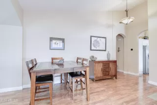 Photo #3: 6664952 Listing