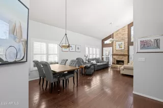 Photo #3: 6665029 Listing