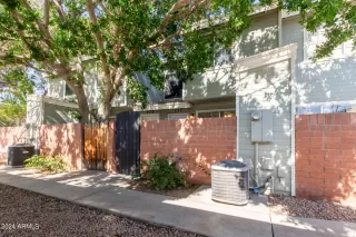 Photo #1: 6665087 Listing 