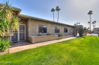 Photo #4: 6665189 Listing