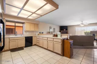 Photo #3: 6665370 Listing 