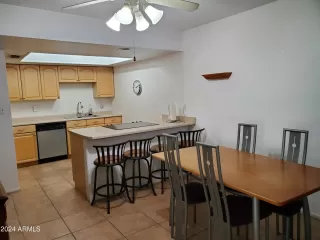 Photo #4: 6665411 Listing 