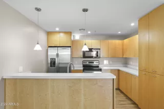 Photo #6: 6665415 Listing 