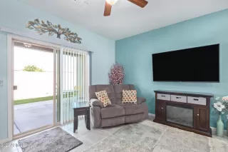 Photo #4: 6665430 Listing