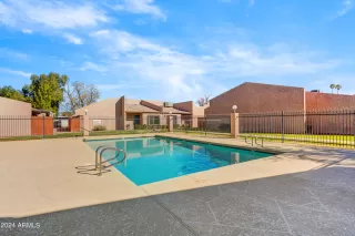 Photo #3: 6665675 Listing 