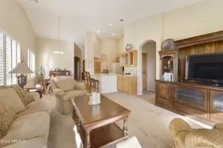 Photo #4: 6665707 Listing