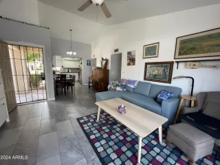 Photo #6: 6665888 Listing