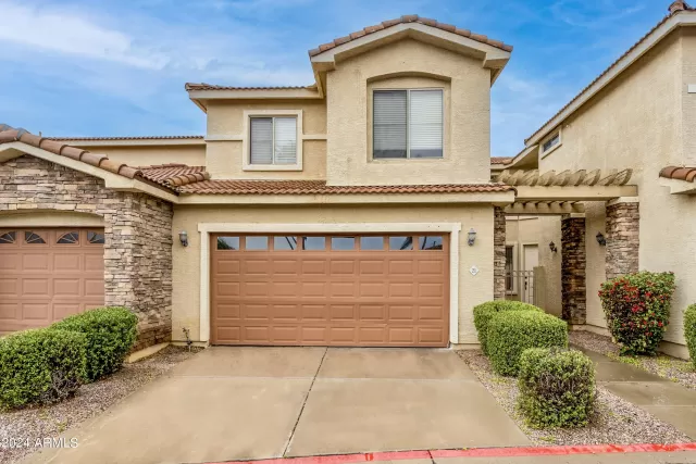 MLS: 6666013 Condo For Sale