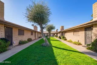 Photo #2: 6666237 Listing