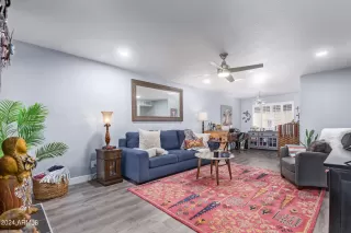 Photo #4: 6666237 Listing