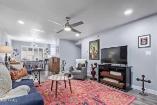 Photo #6: 6666237 Listing