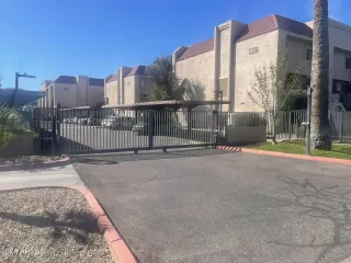 Photo #2: 6666668 Listing