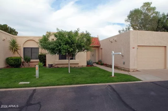 MLS: 6667002 Condo For Sale