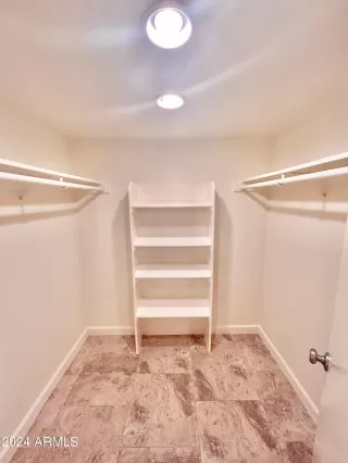 Photo #4: 6667037 Listing