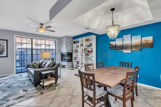 Photo #5: 6667107 Listing