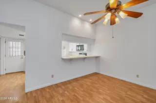 Photo #6: 6667219 Listing