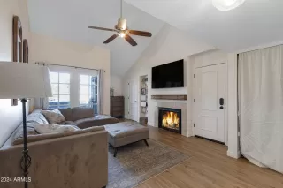 Photo #5: 6667411 Listing