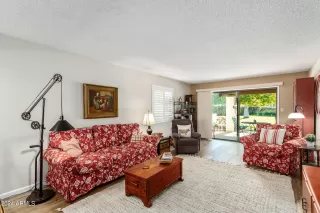 Photo #2: 6667685 Listing