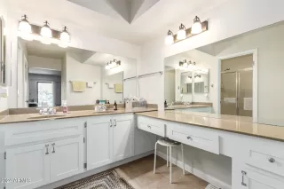 Photo #3: 6667685 Listing