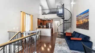 Photo #1: 6667760 Listing