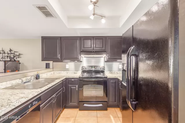 MLS: 6667795 Condo For Sale