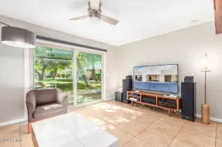 Photo #6: 6667795 Listing