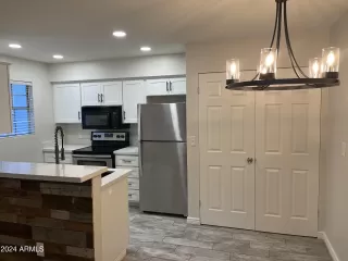 Photo #1: 6667806 Listing 