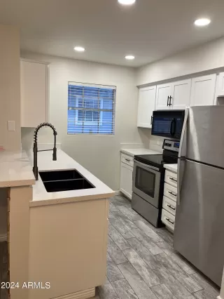 Photo #2: 6667806 Listing 